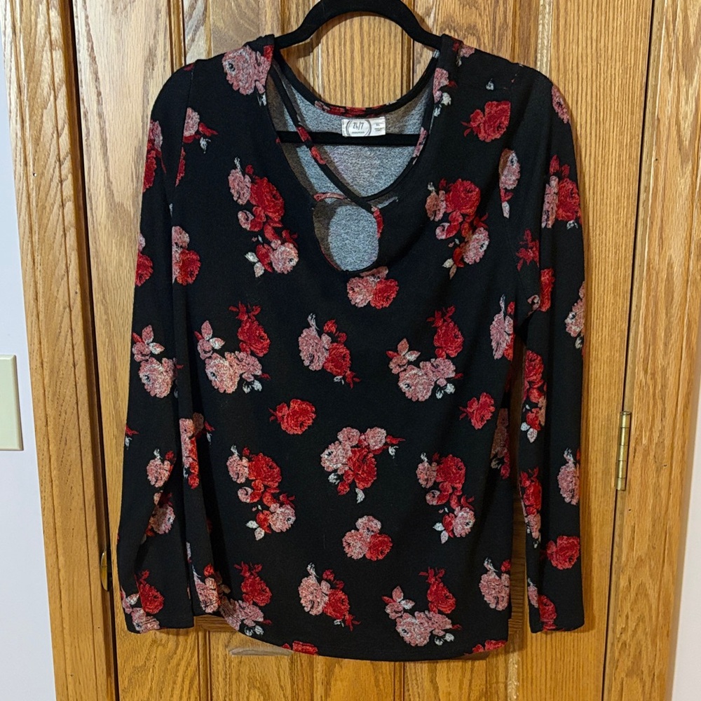Floral Long Sleeve Top - Black and Red